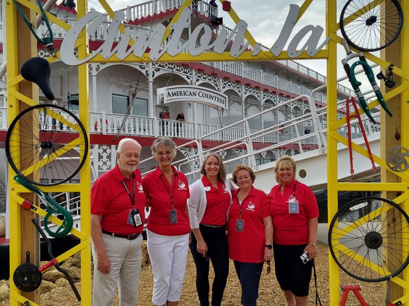 Ambassadors greeting American Queen 