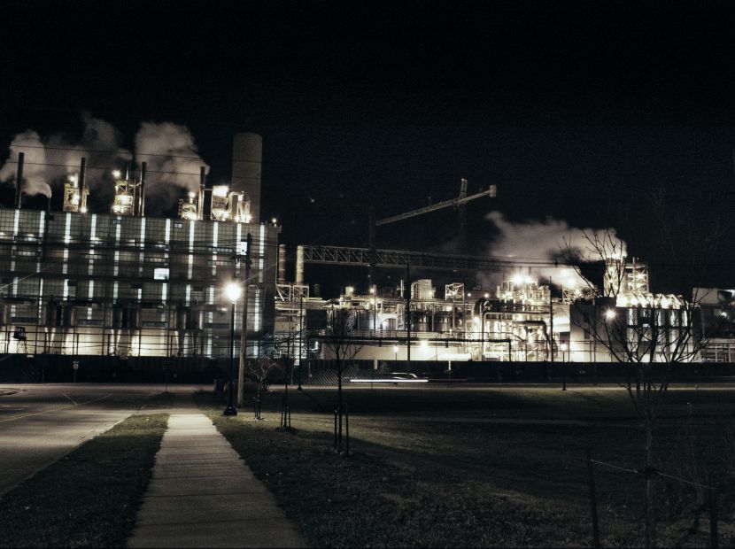 Factory in Clinton Iowa at night time